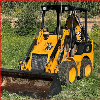 אר בי אייץ בעמ - טרקטור  מחפרון