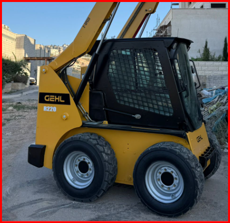 אבו שיבאן עלי - מיני טרקטור כף - בובקאט