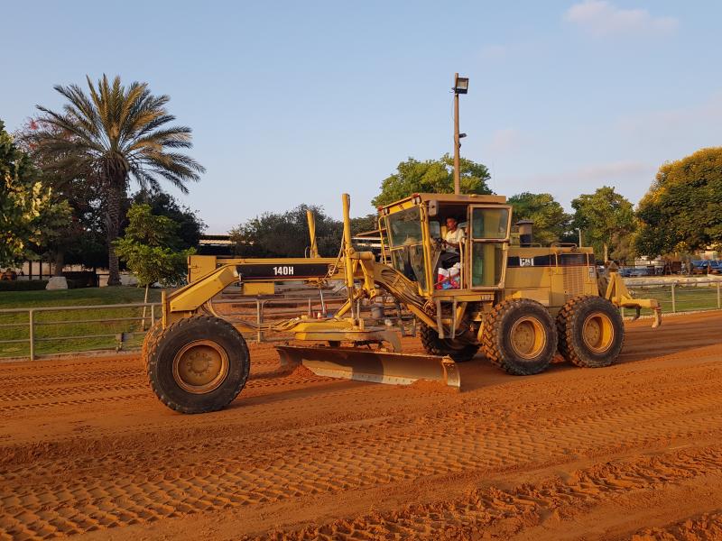 יוסי עובדיה מוטור גרידר